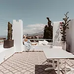 Lilika's Bliss With Jacuzzi By Estia