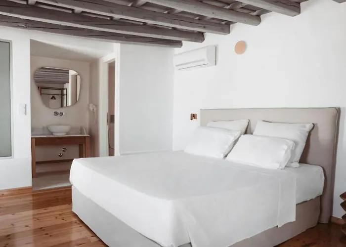 Lilika's Bliss With Jacuzzi By Estia *