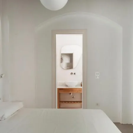 Case de vacanță Lilika's Bliss With Jacuzzi By Estia