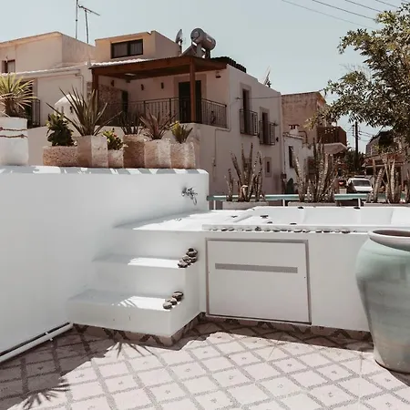 בית נופש Lilika's Bliss With Jacuzzi By Estia הרסוניסוס