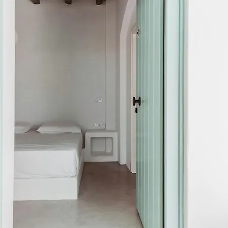 Lilika's Bliss With Jacuzzi By Estia