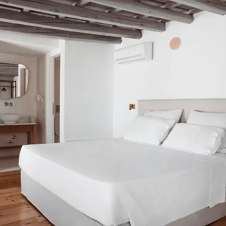 Lilika's Bliss With Jacuzzi By Estia