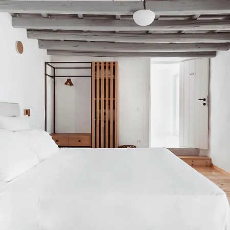 Lilika's Bliss With Jacuzzi By Estia