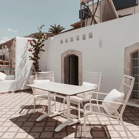 Tatil Evi Lilika's Bliss With Jacuzzi By Estia *