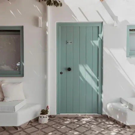 Lilika's Bliss With Jacuzzi By Estia