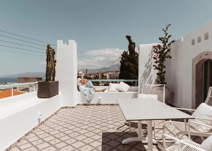 Lilika's Bliss With Jacuzzi By Estia Hébergement de vacances *